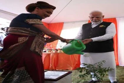 PM Modi concludes T&T visit, emplanes for Argentina