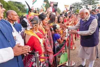 Touched by warm welcome from Indian community truly heartening