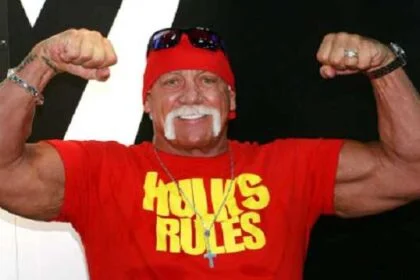 Wrestler Hulk Hogan dies