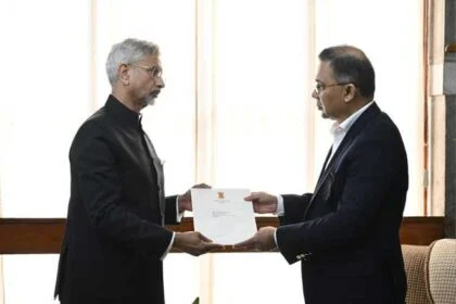 Jaishankar hands over Modi’s letter to Tarique, as Begum Zia is laid to rest